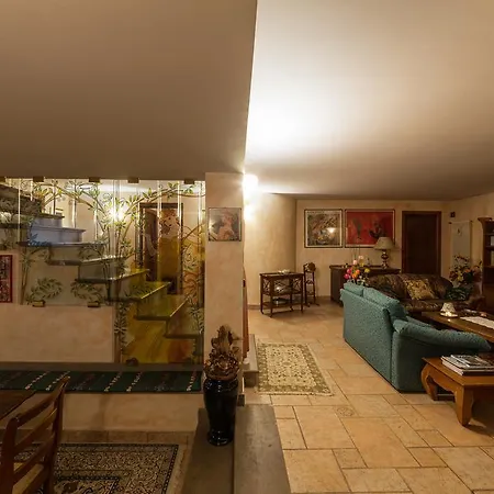 Serapide Bed & Breakfast 2*